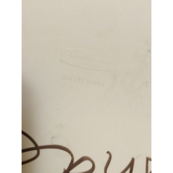 Rubbermaid Vintage Round Large Servin' Saver CAKE Keeper Container & Beige Base - Picture 4 of 7